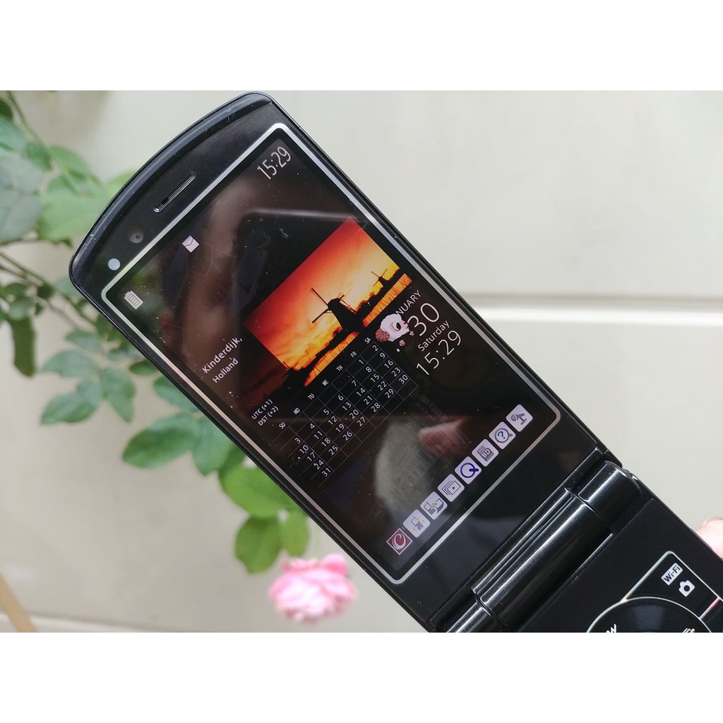 Điện thoại NEC N-02C màu đen