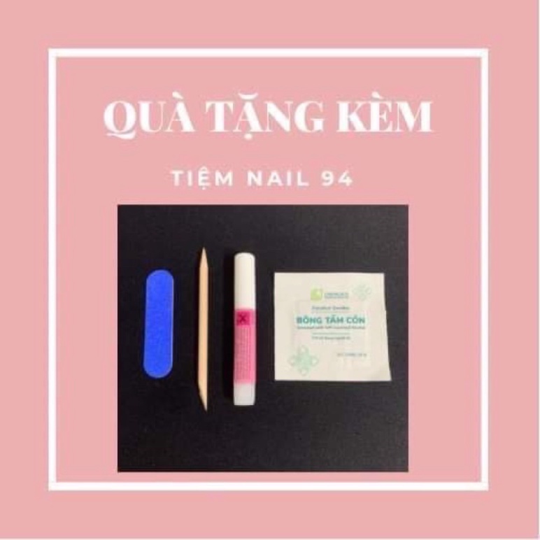 Móng úp thiết kế Nail box thiết kế giá rẻ - Mẫu nude đính đá
