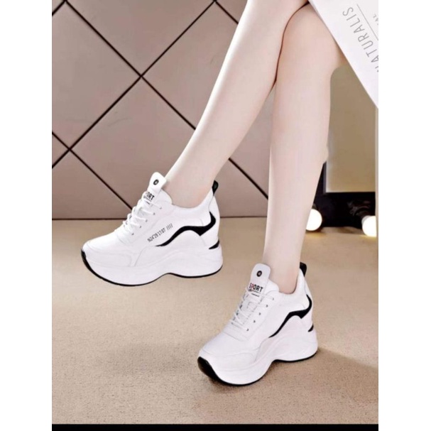 Giầy thể thao độn đế nữ nâng chiều cao lên 9p