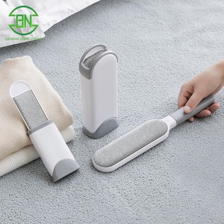 Cây lăn bụi quần áo tiện lợi