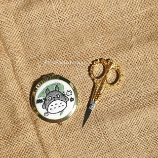 Gương bỏ túi thêu tay