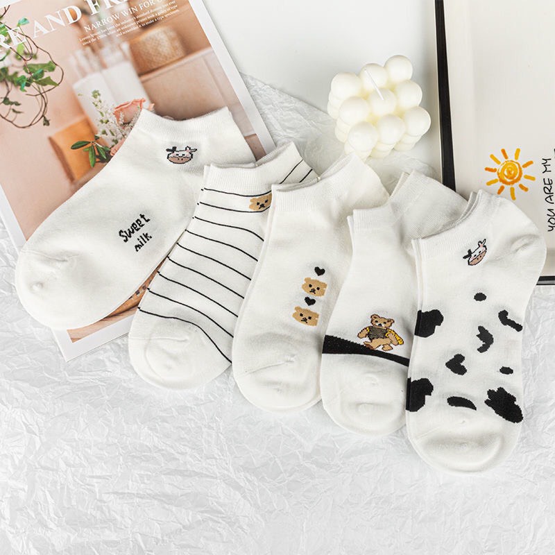 Tất vớ ngắn họa tiết bò sữa gấu cổ thấp -