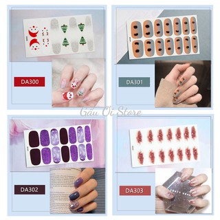 Nhãn dán móng tay nghệ thuật