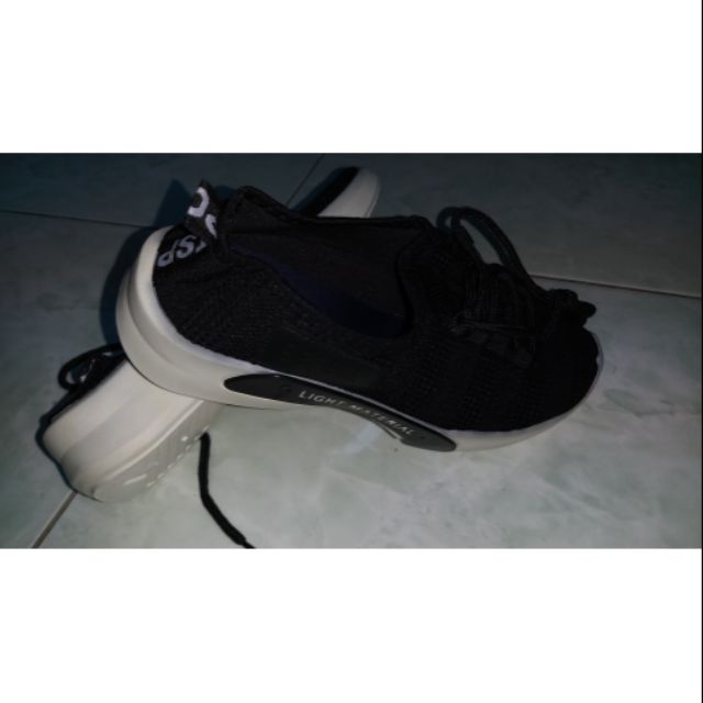 Giày thể thao nữ size 38