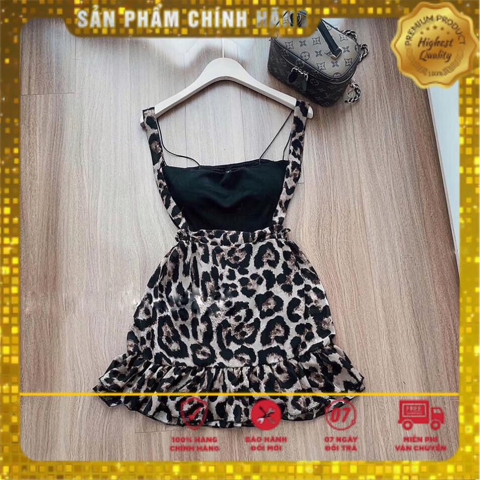 Sét yếm xòe họa tiết da beo kèm áo 2 dây đen kiểu dáng trẻ trung quyến rũ thích hợp mặc đi chơi đi tiệc