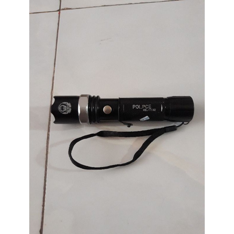 Đèn pin Led siêu sáng 3 chế độ Q5