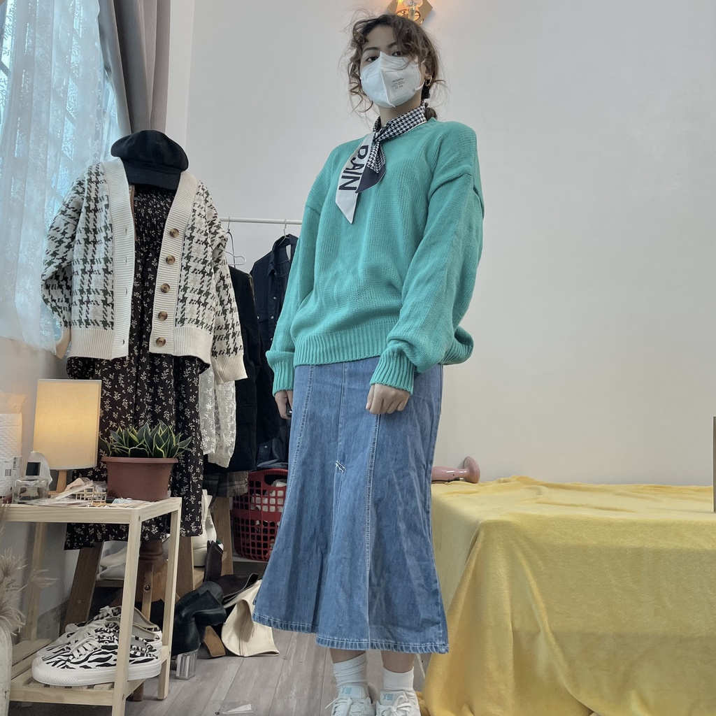Kumi.vn áo len cổ tròn dáng rộng basic màu xanh và tím pastel