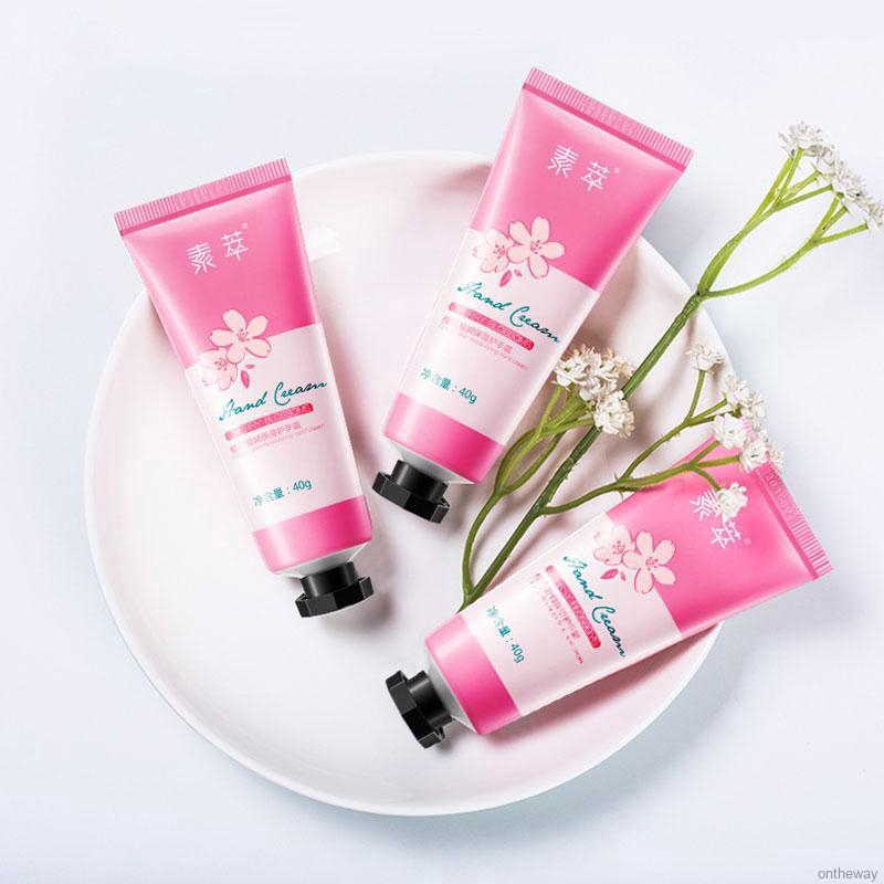 [Hàng mới về] Kem dưỡng da tay chiết xuất hoa đào dưỡng ẩm chống khô da | BigBuy360 - bigbuy360.vn