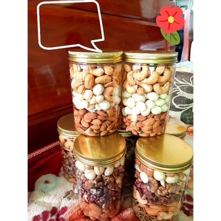 Hũ 500gr Mix 3 loại nhân ( Hạt điều , Macca , hạnh nhân )