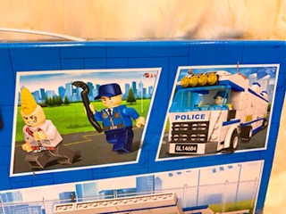 Đồ chơi Lego Juniors 10675 - Cảnh sát bắt kẻ trộm
