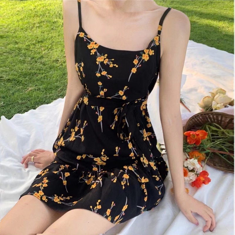 Đầm Perty thiết kế hai dây họa tiết hoa cúc thời trang mùa hè Hàn Quốc cho nữ