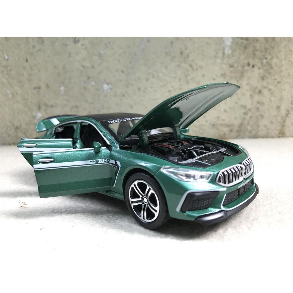 Mô hình xe ô tô BMW M8 - 1:32