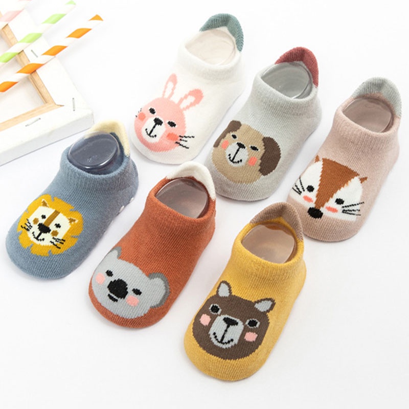 Vớ cotton mềm chống trượt in hình thú vật hoạt hình đáng yêu kiểu xuân thu cho bé