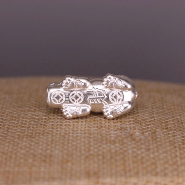 KHO SỈ  Charm Tỳ Hưu bạc cõng kim tiền - Hàng bạc tốt loại 1 cực đẹp PH305