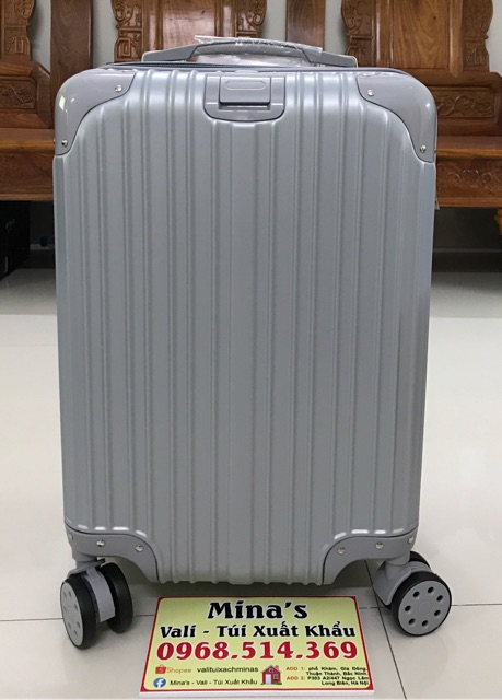 Vali Rimowa chống xước chống va đập. khoá kéo size20"