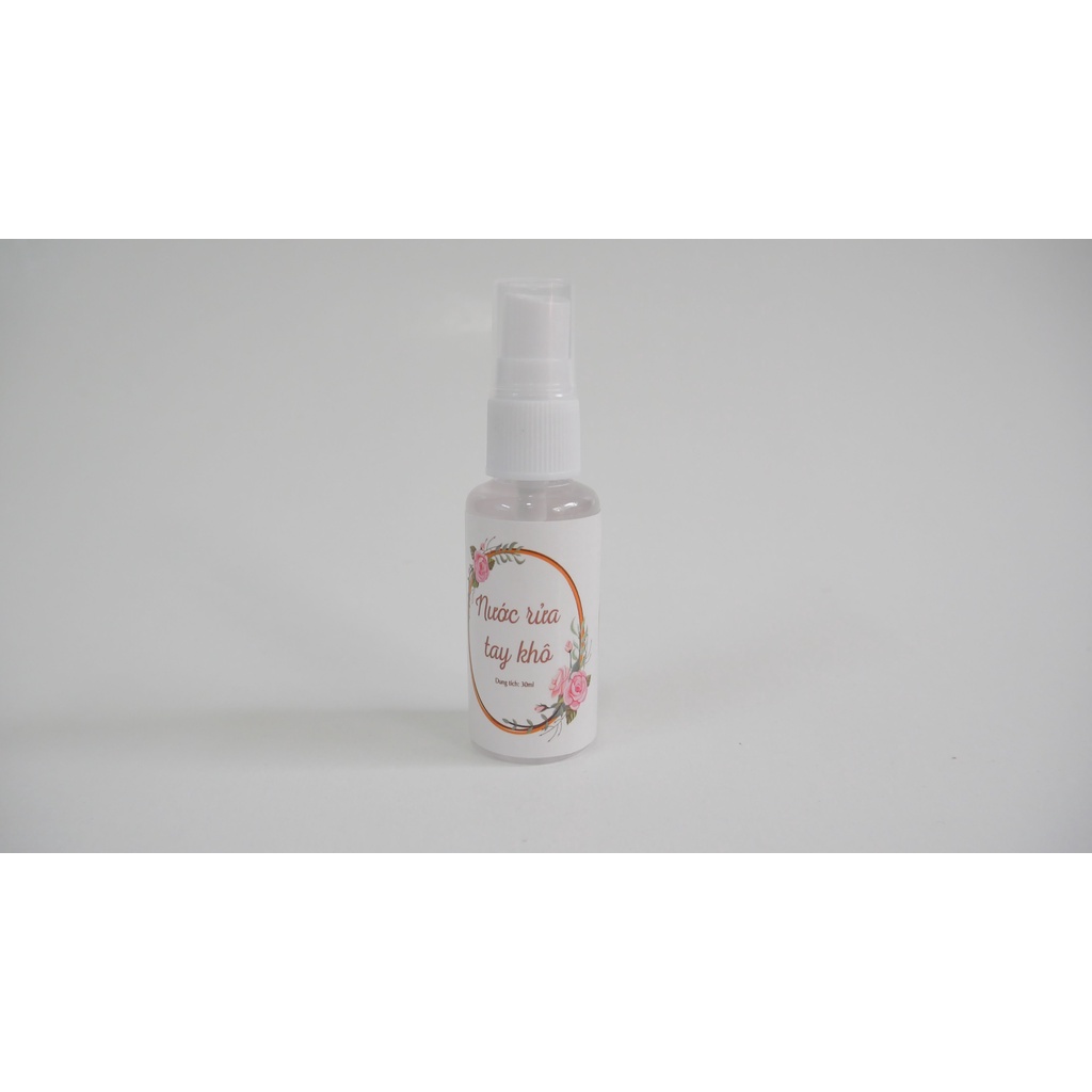 Combo 5 tấm lau và dung dịch vệ sinh khẩu trang trong suốt 30ml