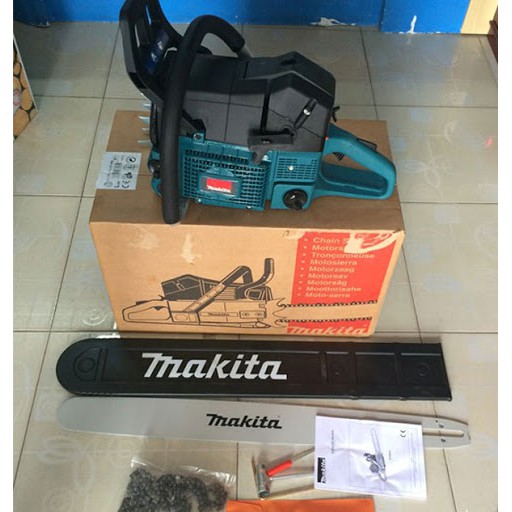 Máy cưa xích chạy xăng Makita DCS9010