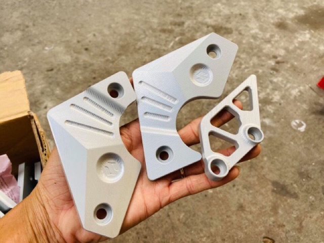 Che heo nẹp sườn CNC Suzuki Raider Satria F