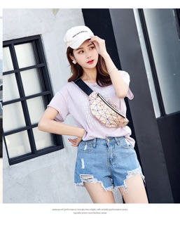 Túi Đeo Chéo Bao Tử Da Bóng