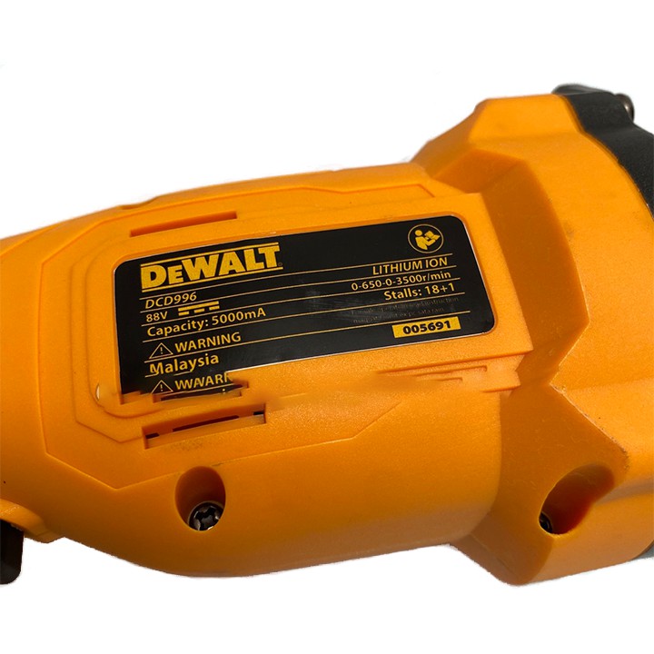 [TẶNG KÈM 6 BỘ ĐẦU KHẤU.]Máy Siết bulong, bắt vit Dewalt  88V Không Chổi Than, Pin 10Cell.