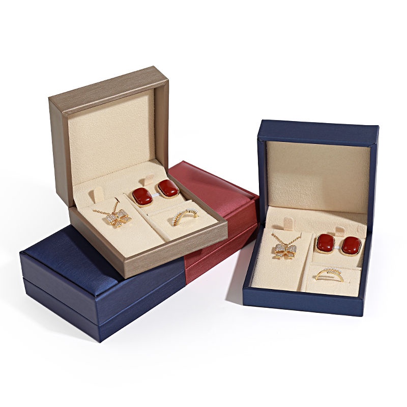 Hộp PU Nắp Lật Đựng Trang Sức Màu Vàng Sang Trọng