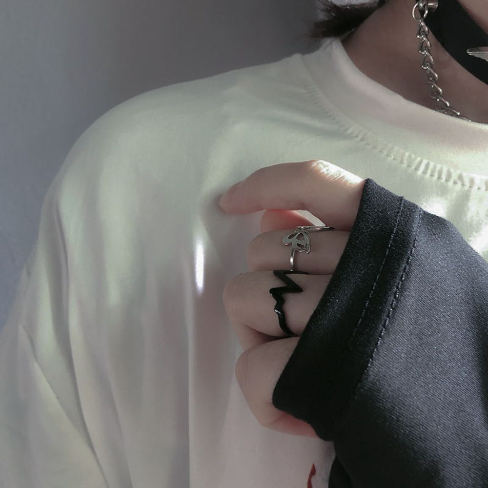 Nhẫn Hình Bướm Chất Liệu Thép Không Gỉ