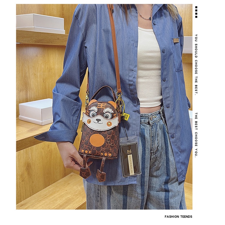 Túi Đeo Chéo Hình Búp Bê Dễ Thương Thời Trang 2022