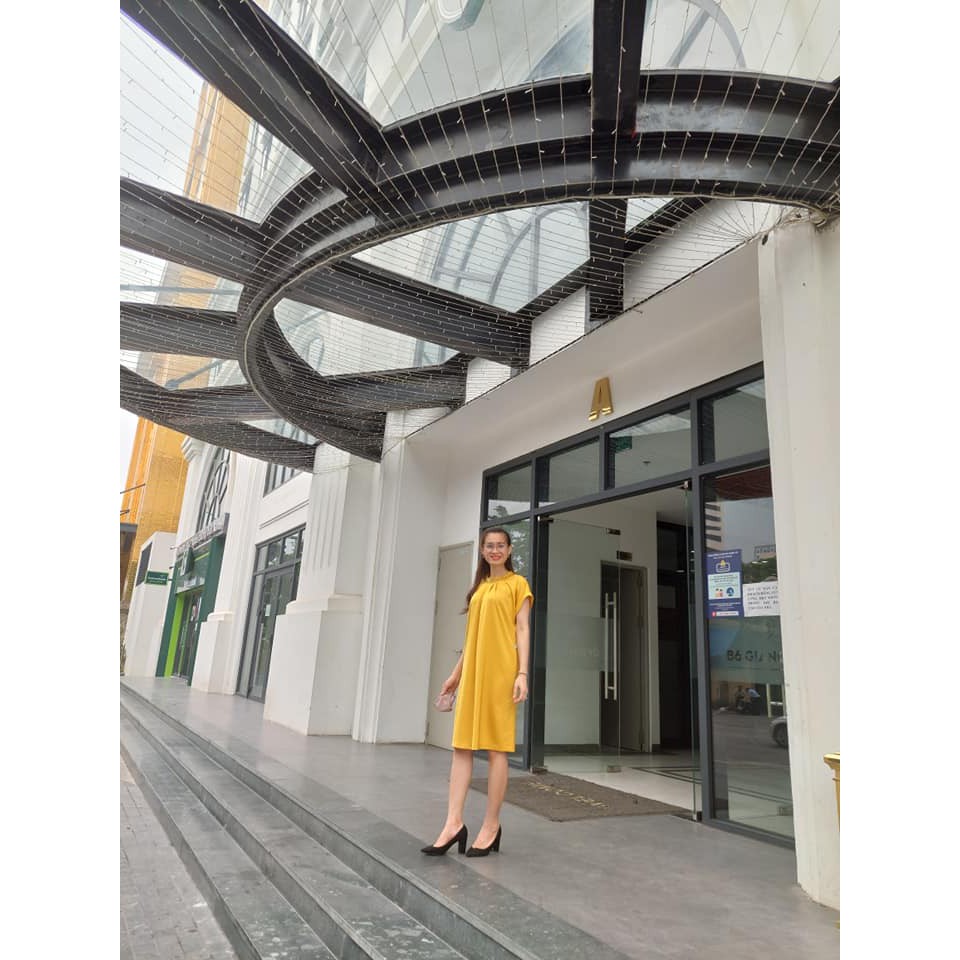 Đầm liền tay cánh dơi