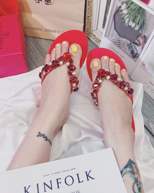 ComBo 4 Đôi Dép Lài Hột 560k