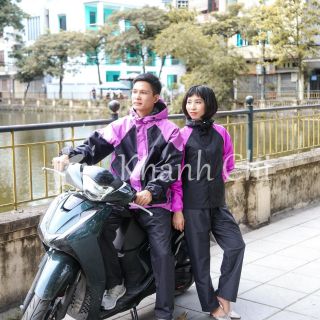 Áo mưa bộ Khánh Chi luôn là người bạn đồng hạnh hữu dụng trong những ngày mưa gió. Sản phẩm được thiết kế,.