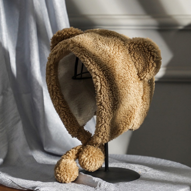 Mũ lông nhung dày dặn hình tai gấu có dây buộc cằm đính quả bông giữ ấm chống gió mùa đông cho nữ