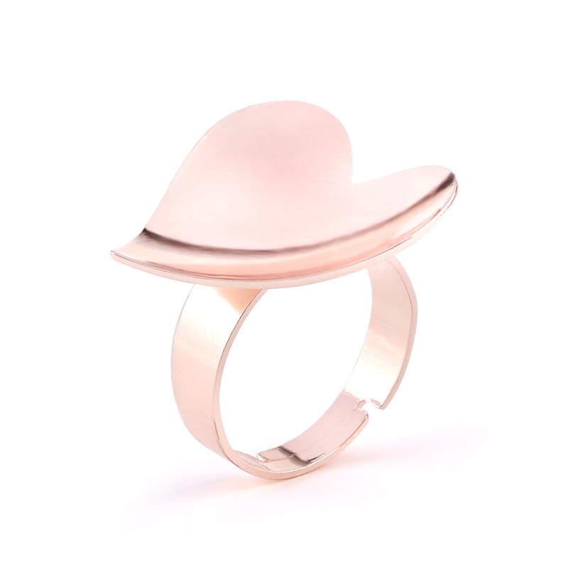 Một trái tim màu hồng hình cao su... Dán mắt lại. Khung hình sắc tố.