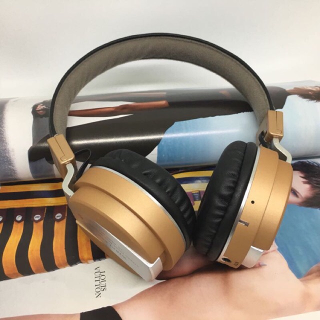 Tai nghe chụp tai không dây bluetooth cao cấp | BigBuy360 - bigbuy360.vn