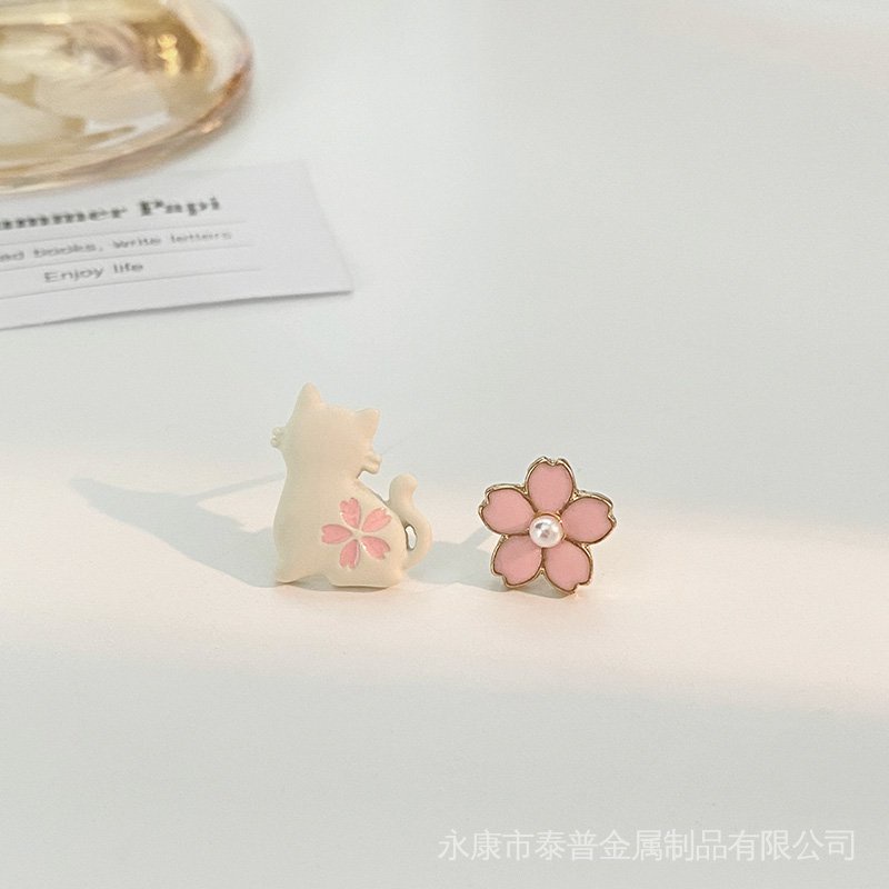 Khuyên Tai Bạc S925 Họa Tiết Hoa Mèo Dễ Thương Mini Độc Đáo