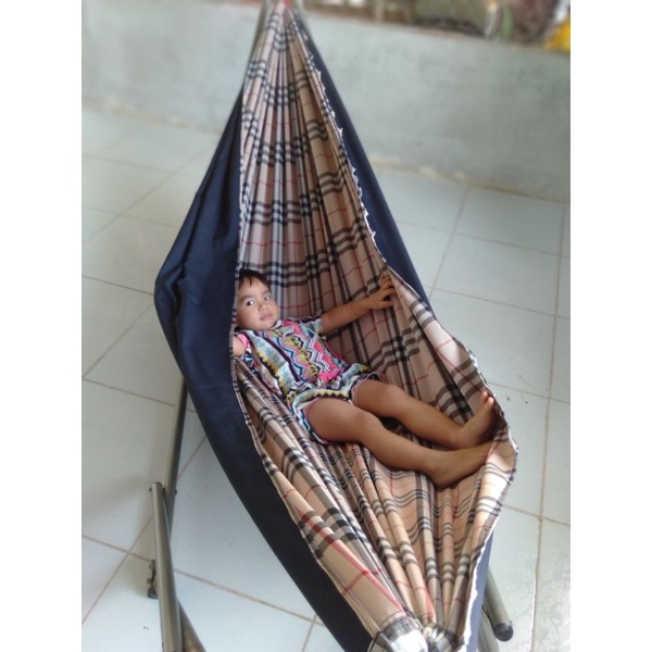 Võng phí 2 da 2 lớp ép lại chắc chắn khổ rộng 1m5x2m3_2m4có thể sử dụng trong nhà và đi du lịch, tặng 1m dây dù loại tốt