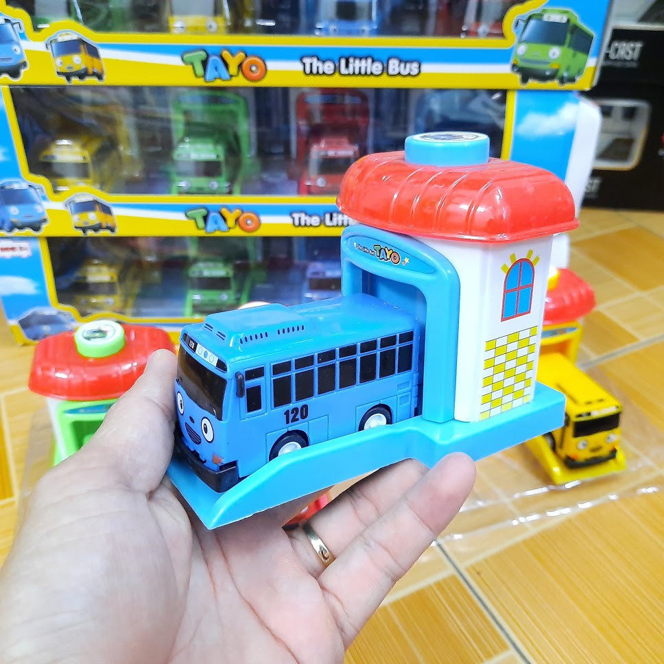 Bộ 4 xe buýt Tayo The little Bus và gara (size nhỏ) gồm 4 xe 4 màu khác nhau