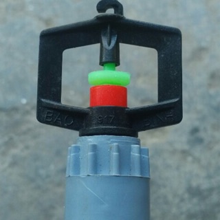 Bec tưới phun Mưa 360 độ phủ 6m