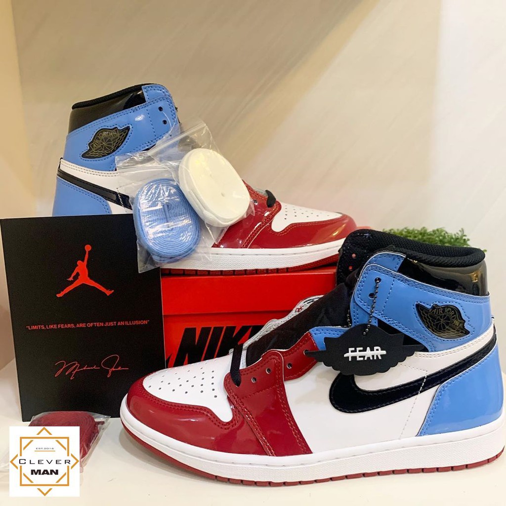 GIẦY đẹp Giày thể thao AIR JORDAN 1 Retro High Fearless UNC Chicago cao cổ xanh đỏ mũi trắng giá tốt . . . . hot ³ /