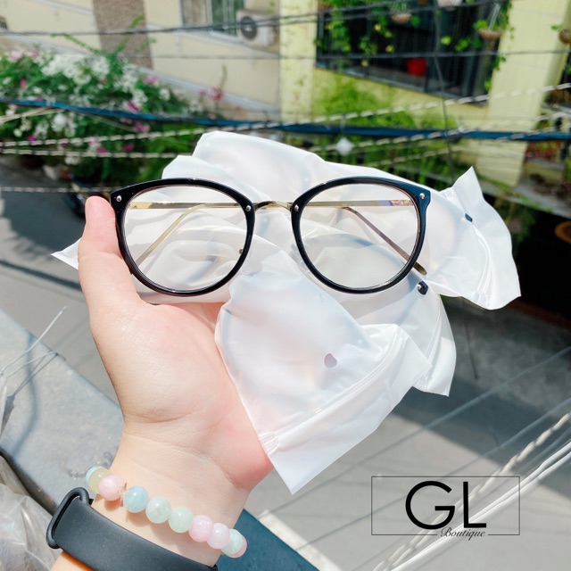 Kính form vuông bầu phối gọng si best seller | BigBuy360 - bigbuy360.vn