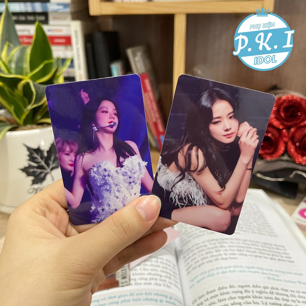 Bộ Card Cứng In Hình Ca Sĩ Jisoo Blackpink Bo Góc Sang Trọng – Quà Tặng KPOP