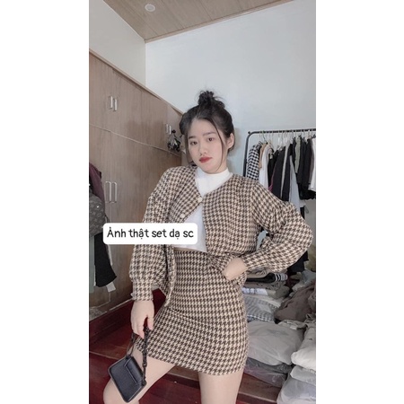 Set áo khoác kèm chân váy dạ họa tiết kẻ ZICZAC sang chảnh phong cách Hàn Quốc | BigBuy360 - bigbuy360.vn