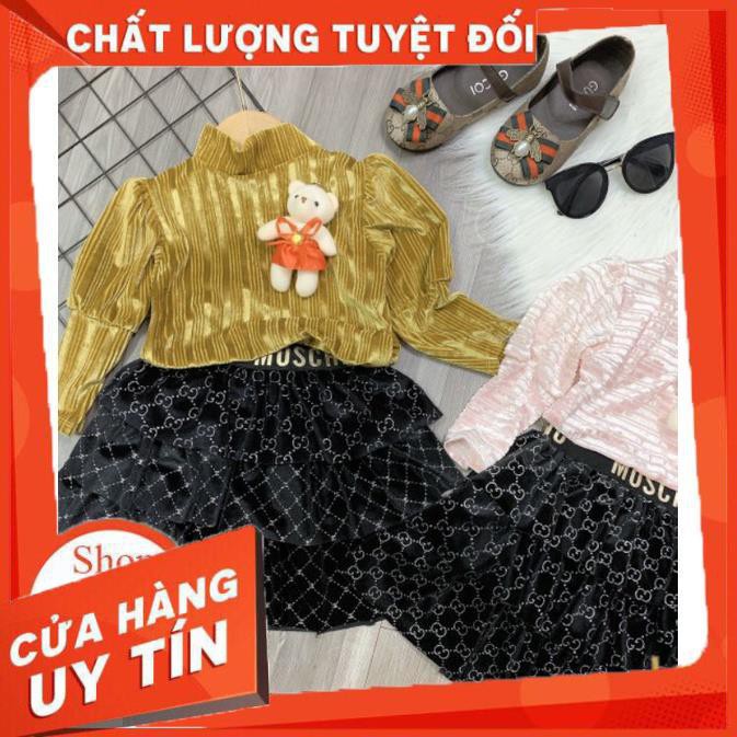 Set váy nhung Mochino cho bé gái áo vàng+chân váy đen+ móc gấu