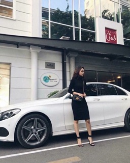 Bán sỉ- váy len tăm cổ lọ 