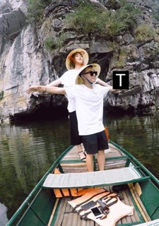 Áo pull trơn trắng Tr&Đ