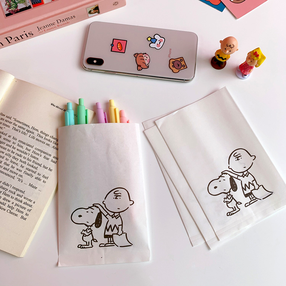 Túi Giấy Đựng Quà Mini In Hình Snoopy & Charlie Dễ Thương