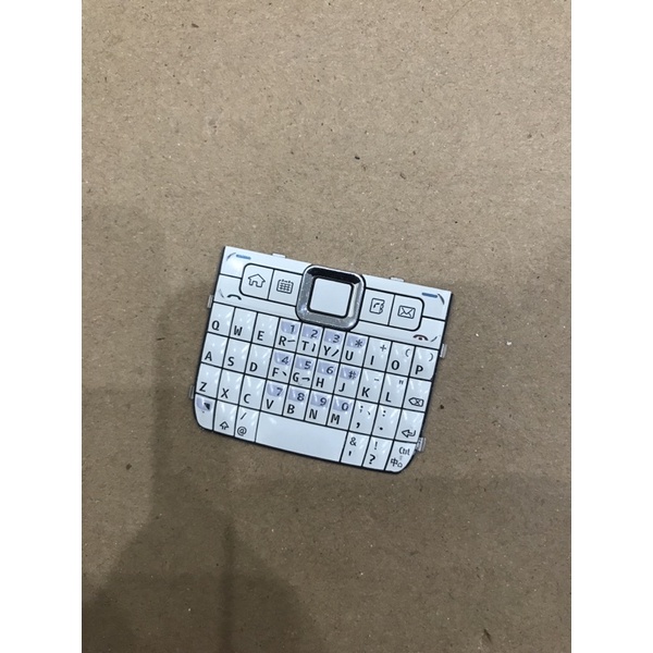 bàn phìm nokia e71