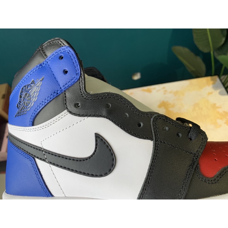 Giày sneaker air jordan1 high og "top3"