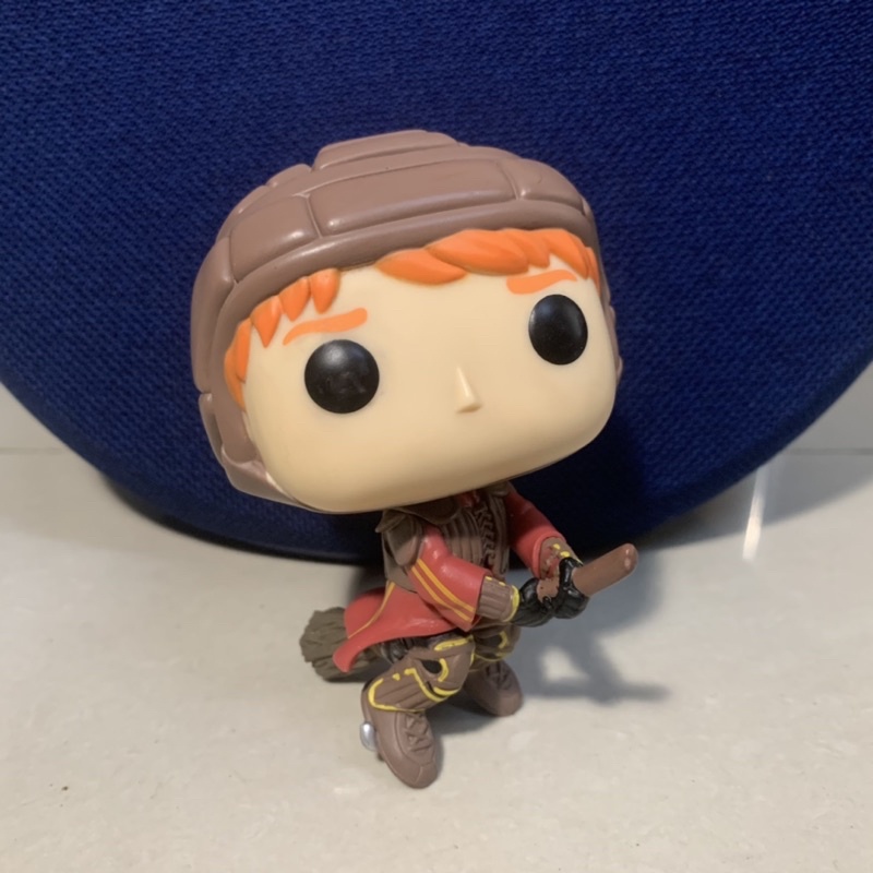 Mô hình Harry Potter Ron cưỡi chổi