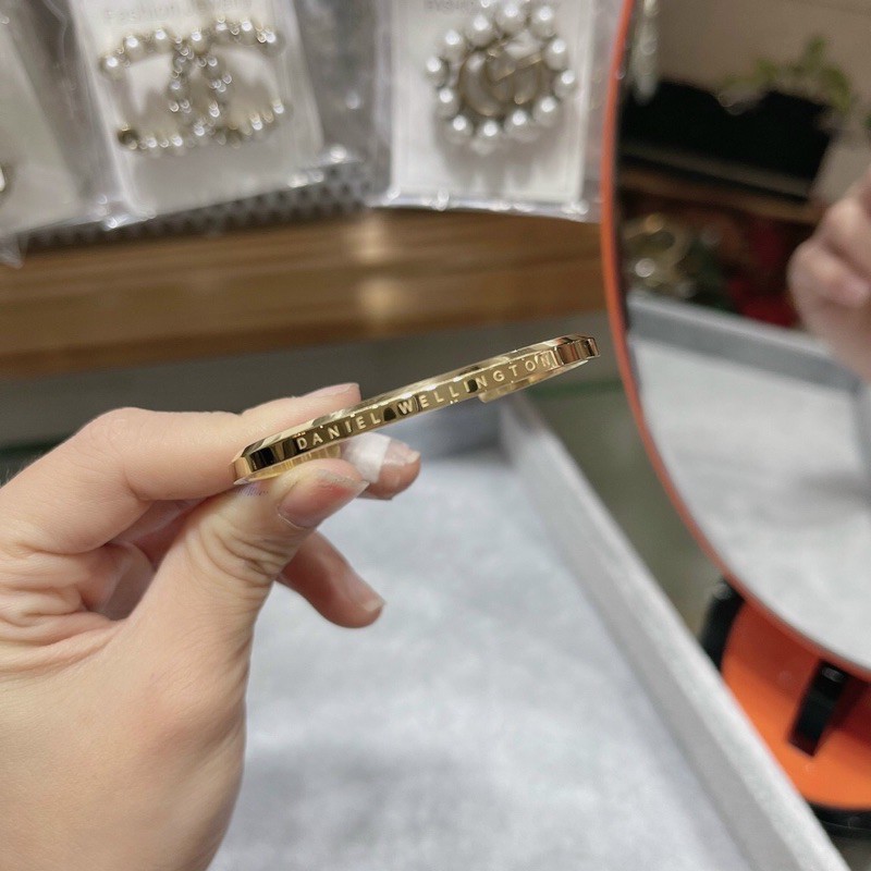 Vòng tay titan siêu xinh