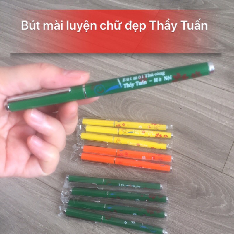 Bút luyện chữ đẹp Thầy Tuấn -Hà Nội (học sinh lớp 1, người luyện viết chữ đẹp)